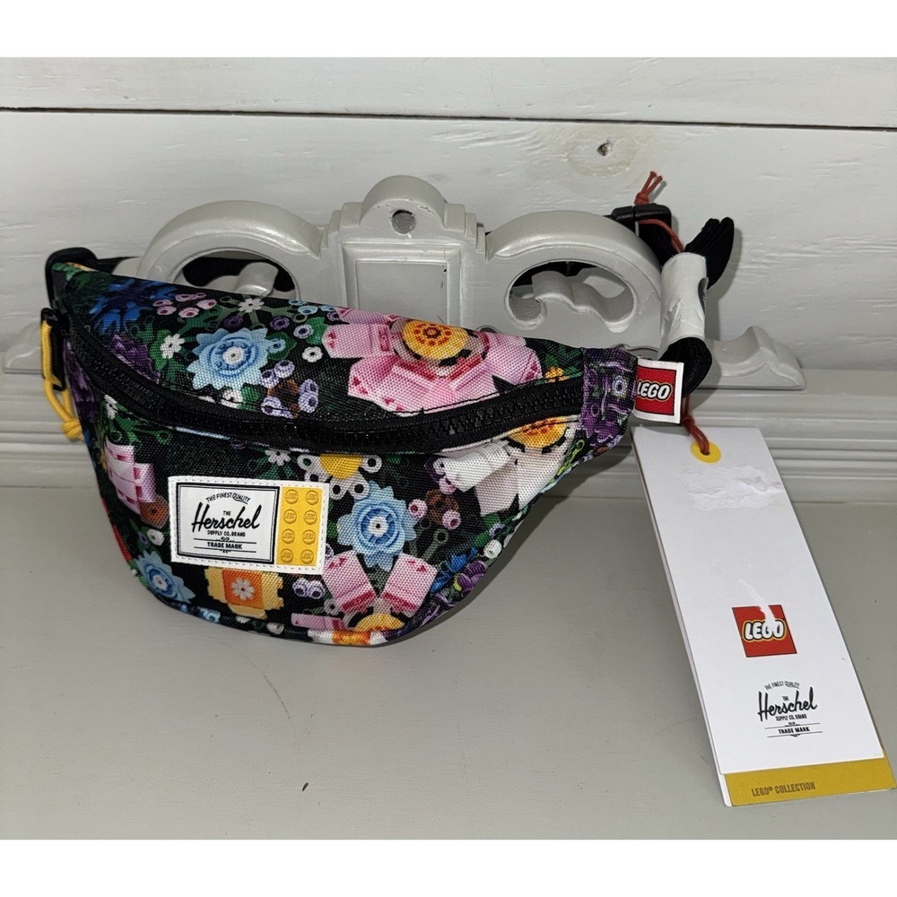 NWT Botanical Collection LEGO Herschel  Classic Hip Pack Garden Floral Fanny‎